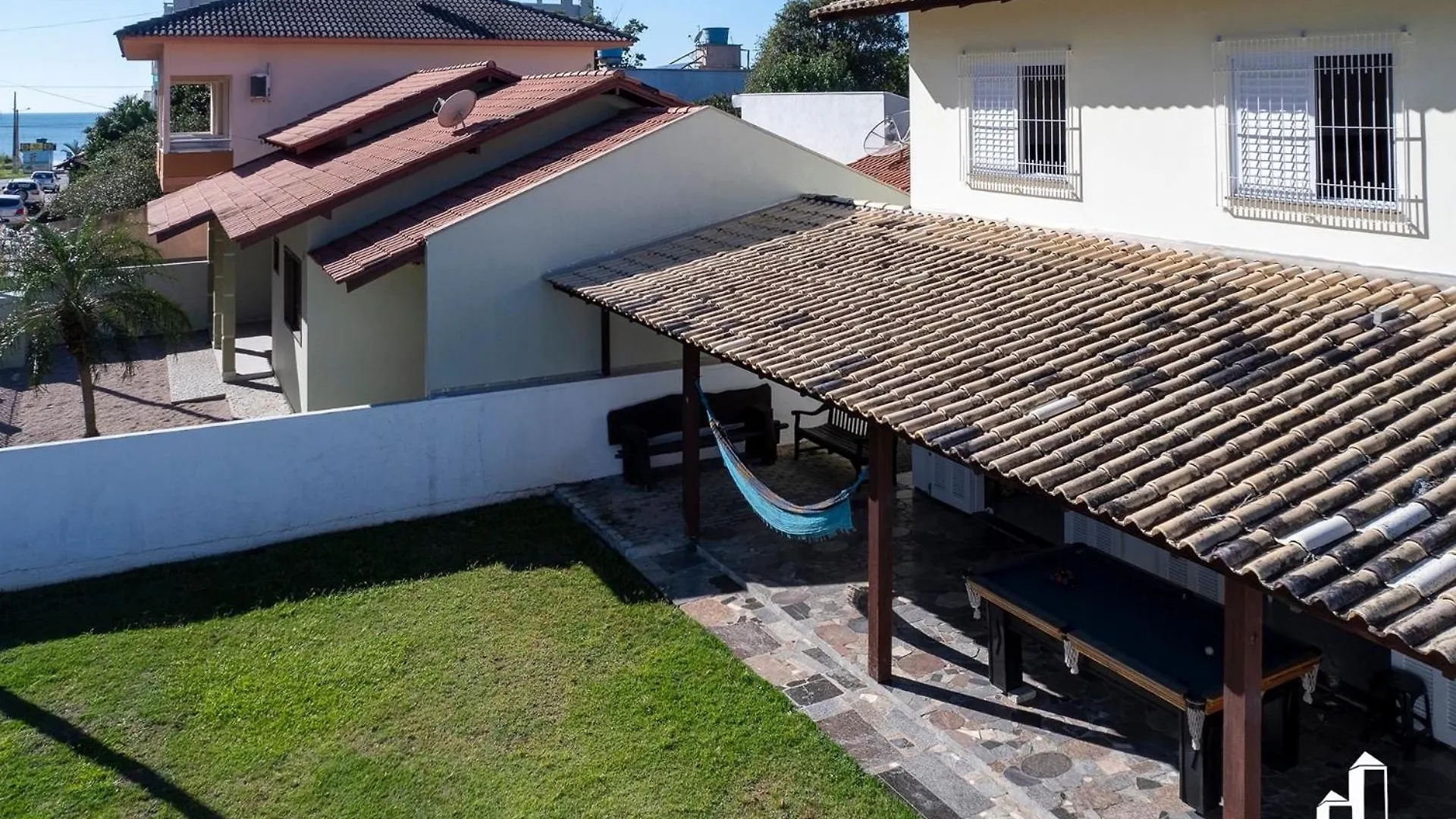 Casa Com 03 Dormitorios Climatizados Com Berco Bombinhas Brazil